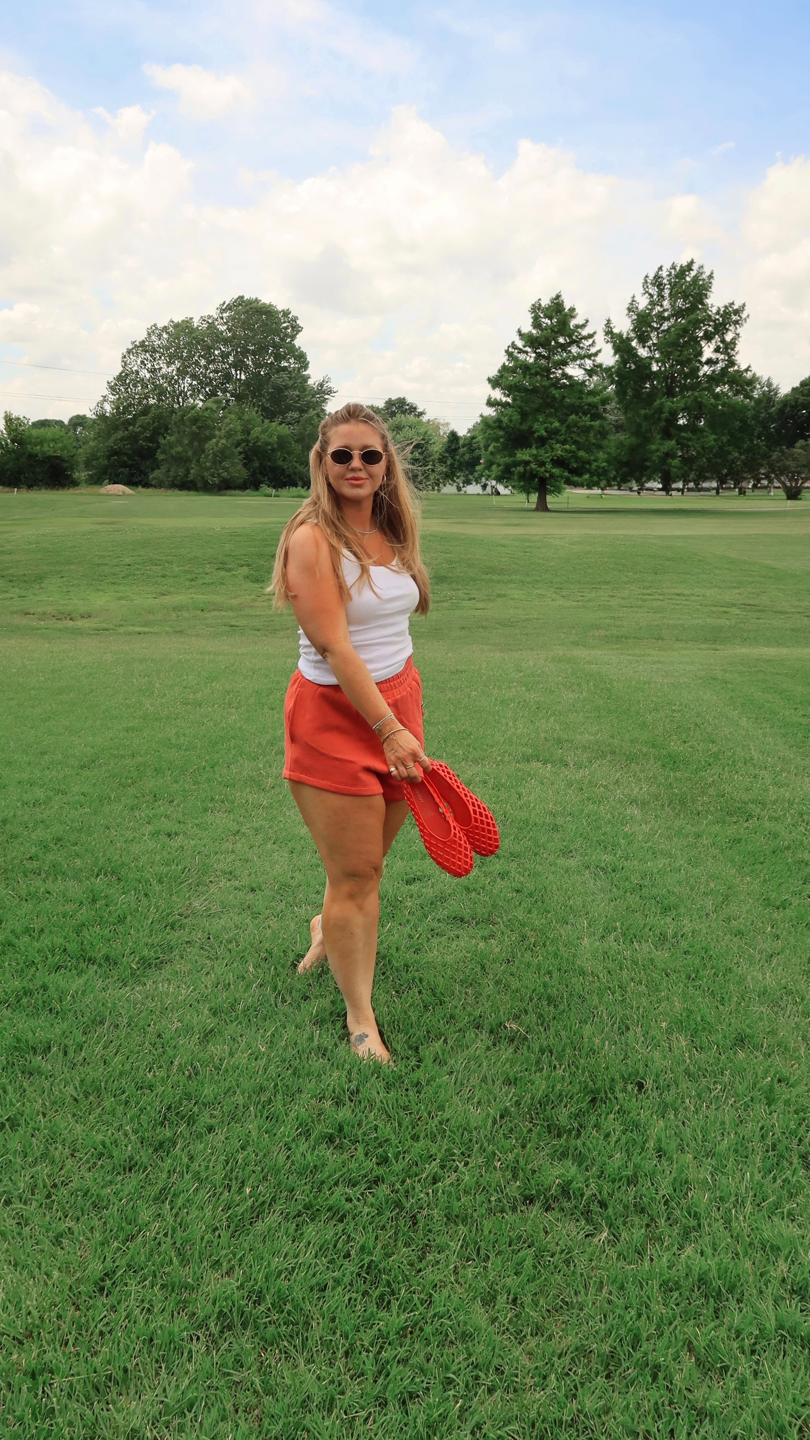 VERY CHERRY SHORTS.