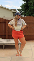 POOLSIDE CROP TEE.