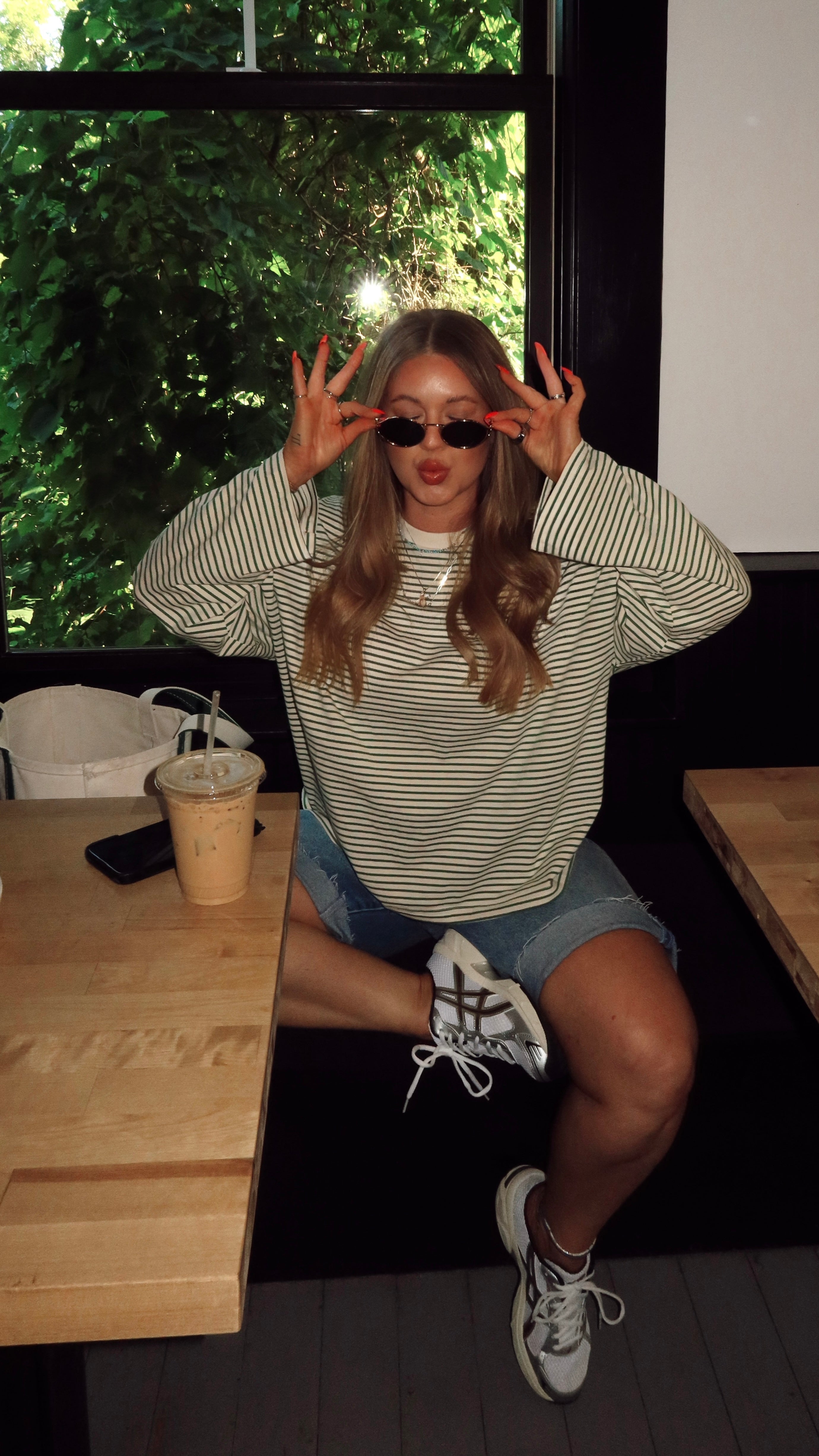 MARTINI STRIPED TEE.