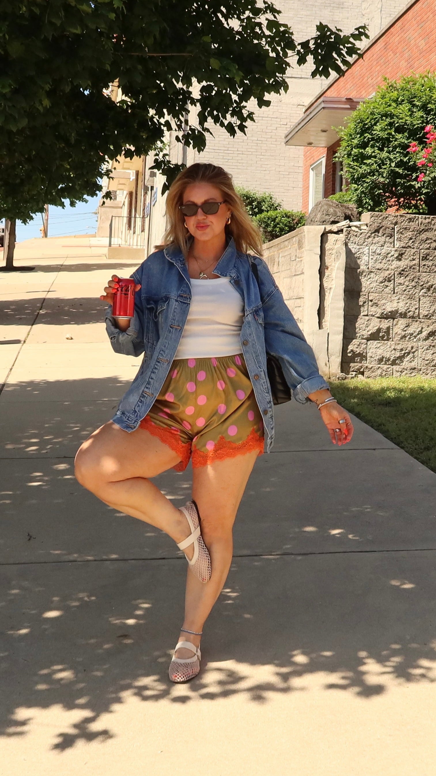 DOTTED LACE SHORTIES.